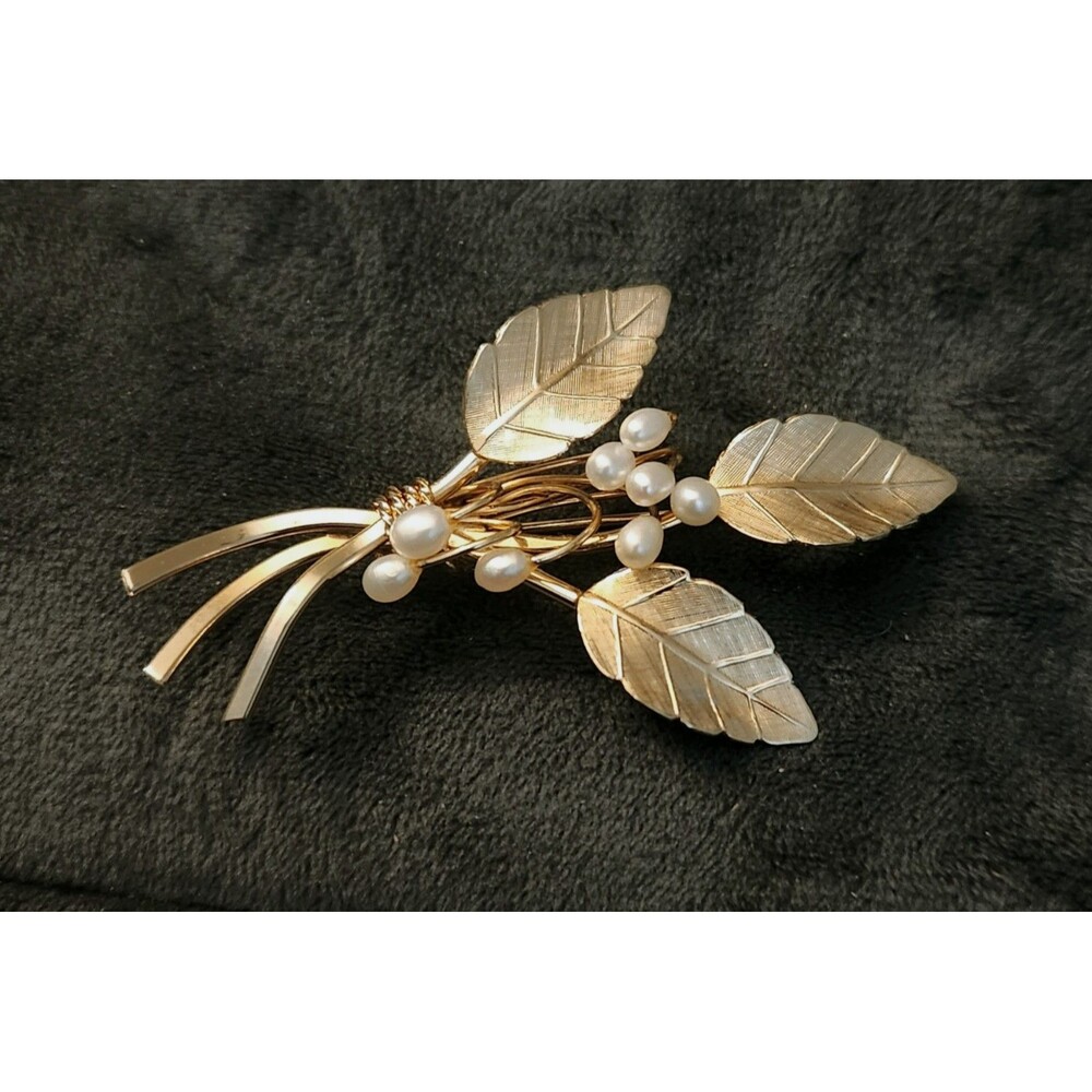 Vintage 1950's  Binder Brothers 12012K Gold Filled Leaves Pearls  Brooch Pin 2”